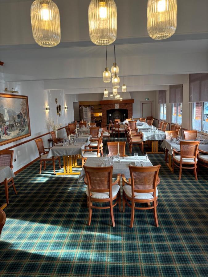 Hotel & Restaurant Le Cardinal Poix-de-Picardie Dış mekan fotoğraf