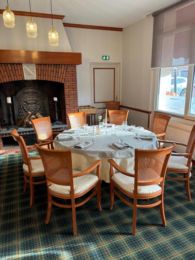 Hotel & Restaurant Le Cardinal Poix-de-Picardie Dış mekan fotoğraf