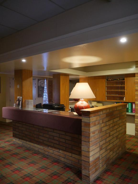 Hotel & Restaurant Le Cardinal Poix-de-Picardie Dış mekan fotoğraf